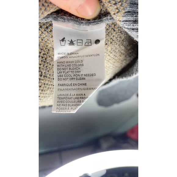 dizzy daisy leopard print sweater - Picture 6 of 6